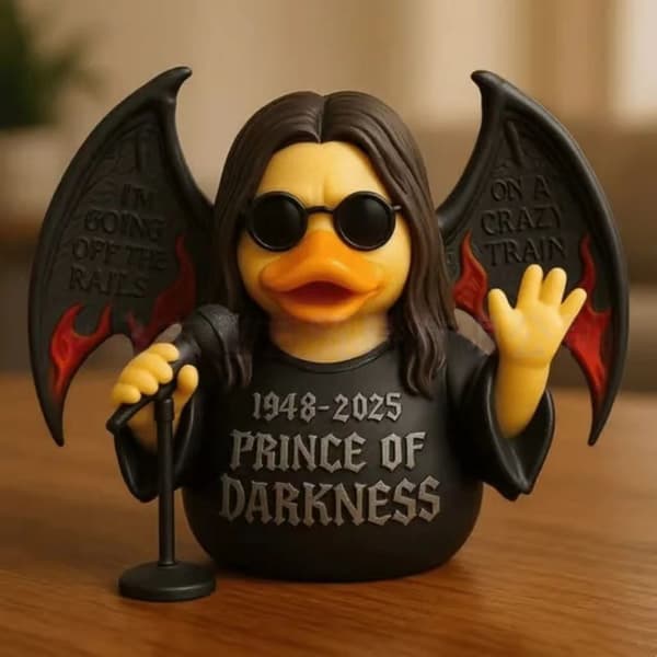 Goottilainen Ozzy Duck -patsas D