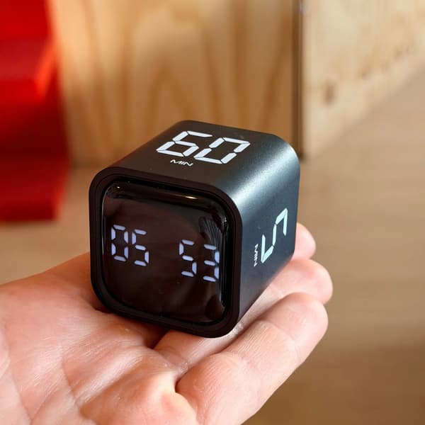 Pomodoro Terning Fokus Timer, Digital Nedtællings Timer Terning, Roterende Terning Timer til ADHD Arbejde Studie, USB C Genopladelig