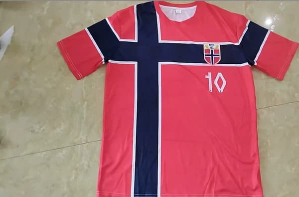 Norges hemmafotbollströja för VM 2026 – Barnstorlekar (100–160) No. 10 Ødegaard 100