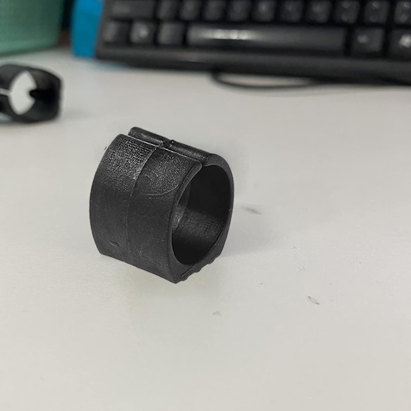 Plaststolrörsklämma, U-formad stolsbensskydd, stolsbensskydd, runt rörskydd 24 st (25 mm)