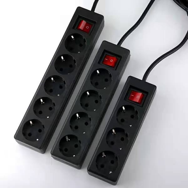 5-veis Stikkontakt 3m Svart