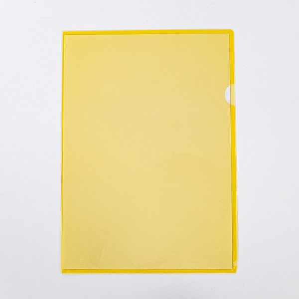 A4 läpinäkyvä muovikansion, 48 muovikappaletta paperille