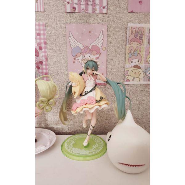 Hatsune Miku Wonderland -hahmo Nukkuva Kaunotar -palkinnon hahmo