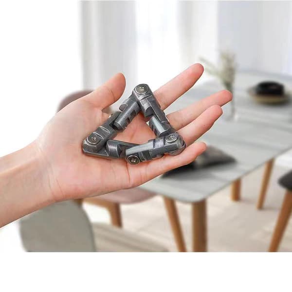 Metal Triangle Sensory Hand Dash Legetøj, Angstreducerende Legetøj