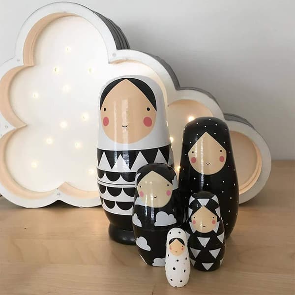 Matryoshka Dukker i Tre