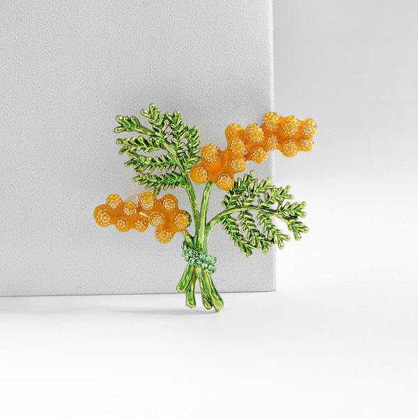 Ananas-solki Elegantti ja tunnelmallinen, smaragdinvihreä mäntyhaara