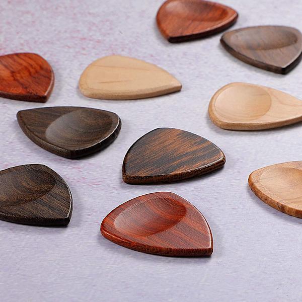 10 stycken gitarr solida trä plektrum gitarr bas trä plektrum