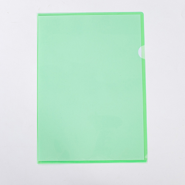 A4 läpinäkyvä muovikansion, 48 muovikappaletta paperille