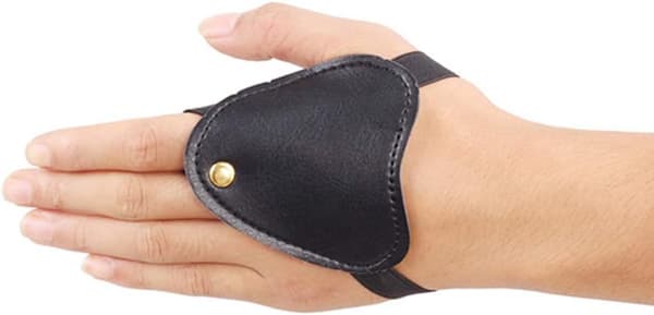 1 st Finger Skydd i Läder för Bågskytte