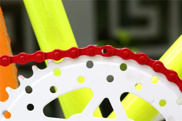 94 Led Single Speed ​​Cykelkæde (Rød)