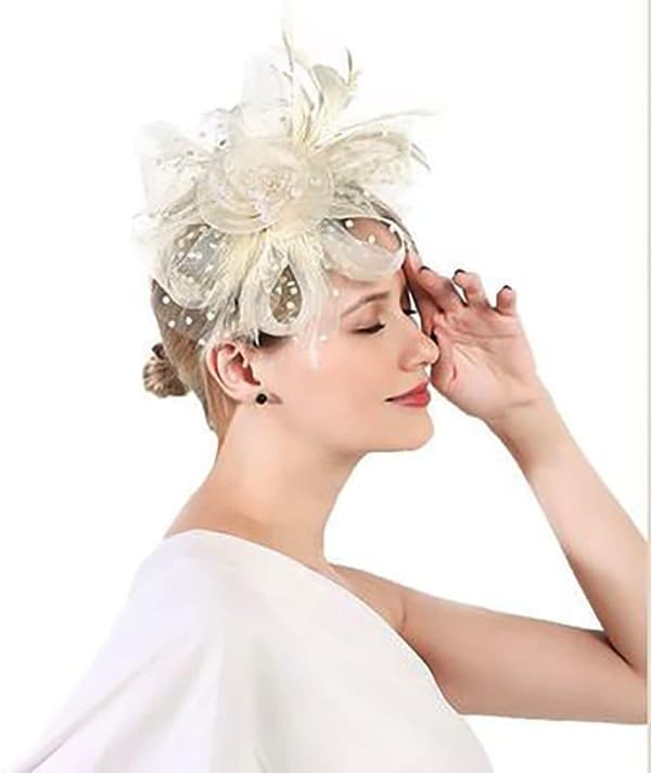 Fjäderblomma Mesh Fascinator Hatt Beige Med Hårclips Bröllop