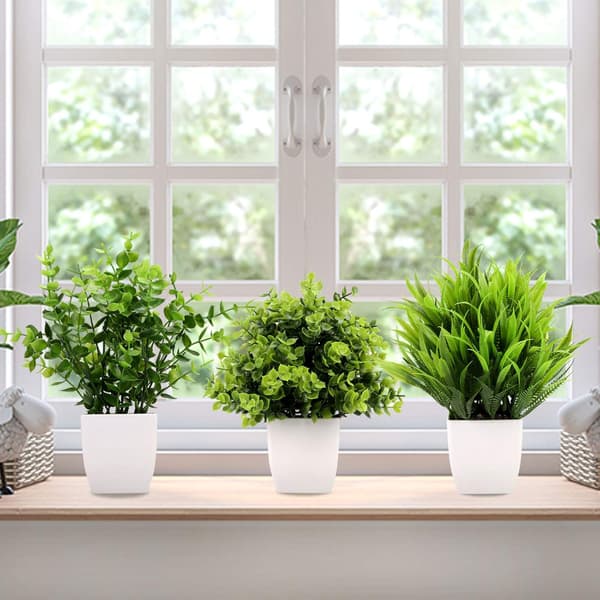 3 stk. Mini kunstige planter i potter, kunstige plastik eukalyptusplanter