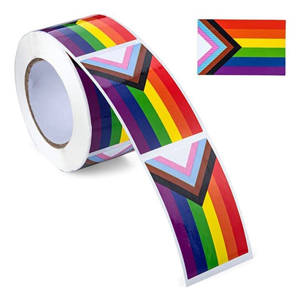 1 rull med 500 flaggformede regnbue-pride-papirklistremerker flagg