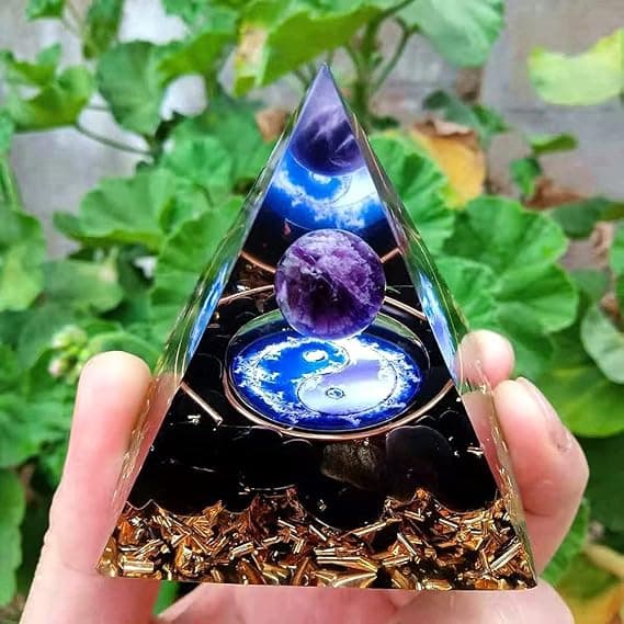 1 stk (6 cm) Krystallpyramide Krystallchakra Meditasjon Ametyst