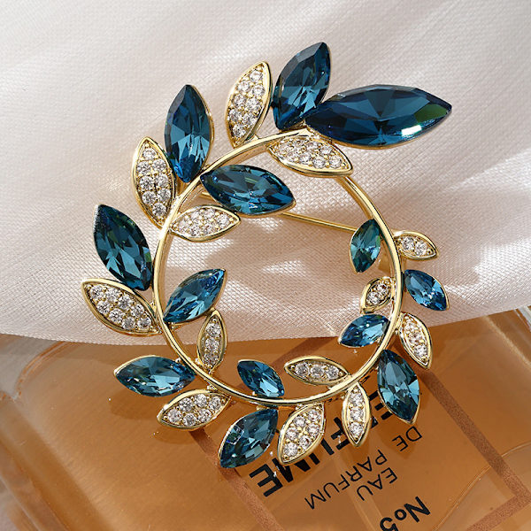 En exklusiv guld mikro-pavé zirkon blad brosch olivblad corsage
