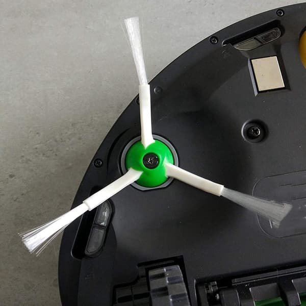 4 kpl Vaihtosivuhärät iRobot Roomba i- ja e-sarjoille