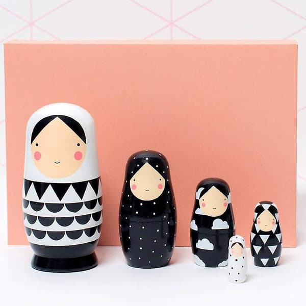 Matryoshka Dukker i Tre