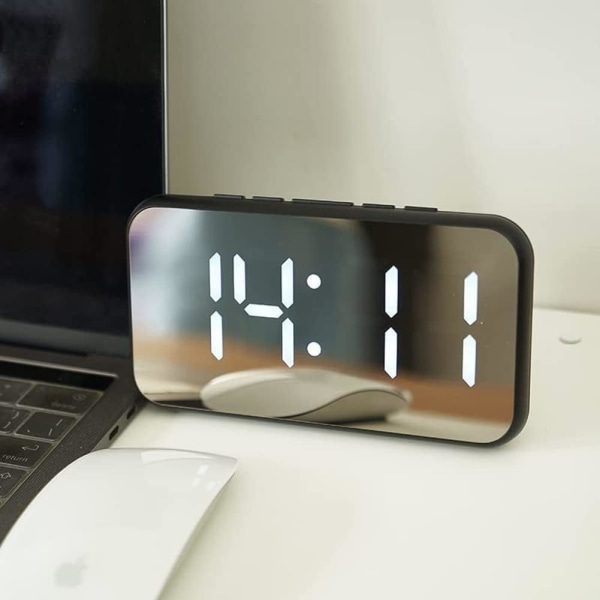 Digital väckarklocka, LED-väckarklocka med adapter, Digital klocka