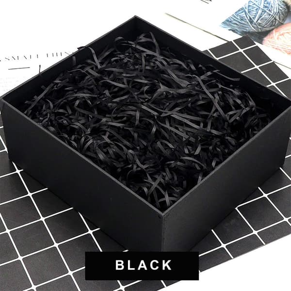 100 gram Rivetpapper (Svart), Rivet Kraft Raffiapapper Fyllning