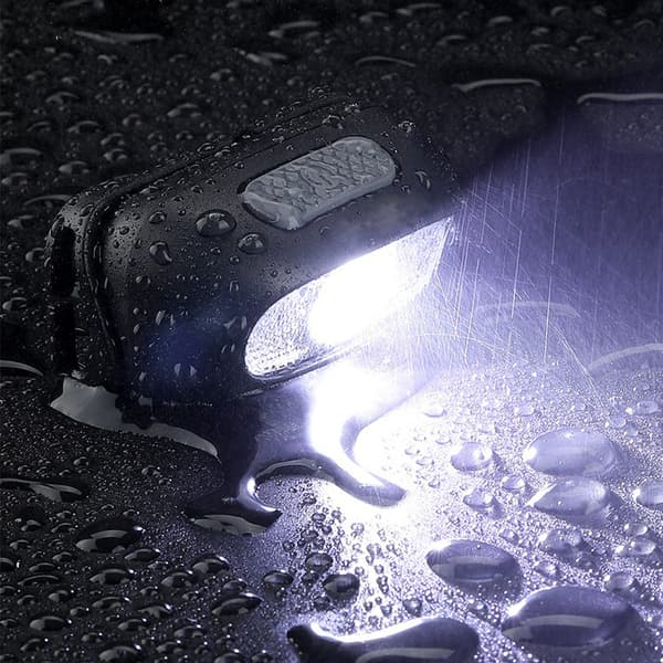 Ultralette LED-frontlykter er vanntette