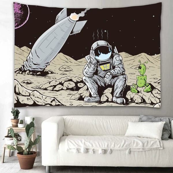 200x150cm Trippy Astronaut Tapestry, Rocket Crashed on Alien Plan