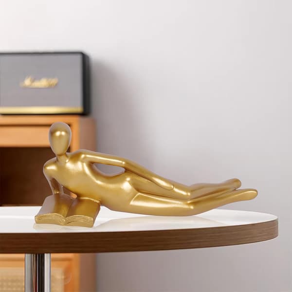 Guld Dekor Läsande Staty Heminredning Guld Accent Heminredning