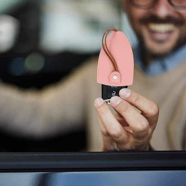 2 rosa bærbare bilnøkkelposer