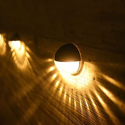 Sett med 2 LED solcellelamper for utendørs veggmontering, IP65 vanntett