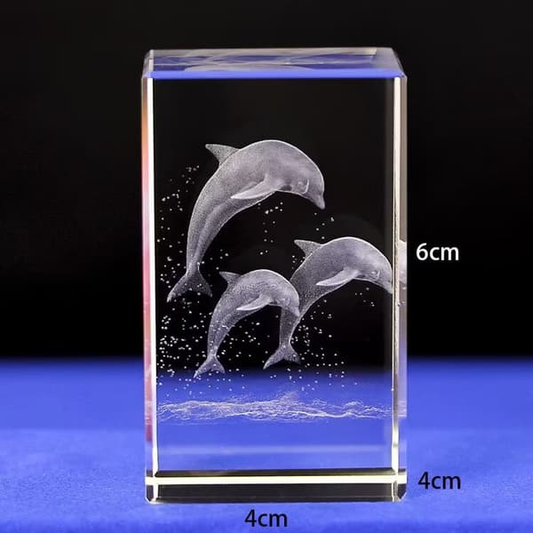 1 stykke Lasergravert Krystalldekorasjon - 3D Delfinmønster