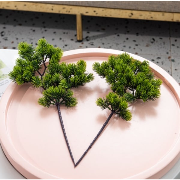 Keinotekoinen Bonsai-kasvi Realistinen Mäntyneulos