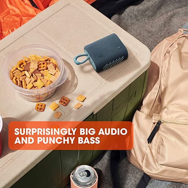 En (mintgrøn, ca. 12*7,5*4,4 cm) mini trådløs Bluetooth