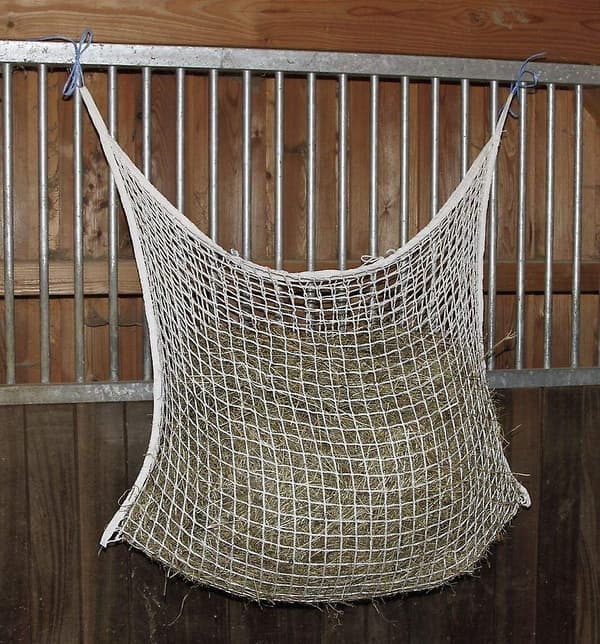 Hønet til medium hest, 3x3cm 120x90cm, hvid