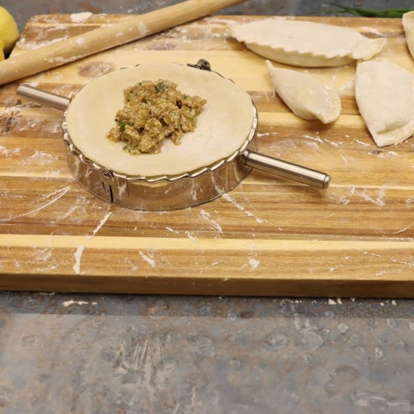 Bästa Köksredskap Rostfritt Stål Ravioliform Dumplingtillverkare Wrapper Dej Cutter Kökstillbehör (L: 4,5 tum)
