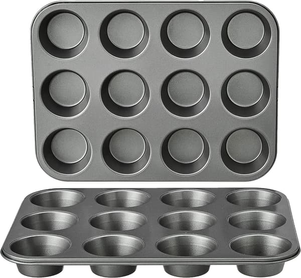 Set med 2 muffinsformar i kolstål med non-stick-beläggning