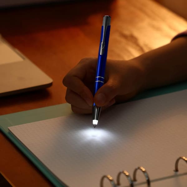 4 kpl Valoisa Kynänkärki Kuulakärkikynä LED-Valolla