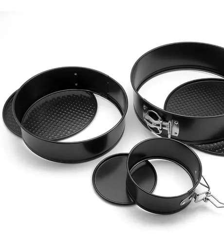 Set med 3 avtakbare bakeformer for kaker