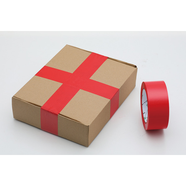 En bit rött packtejp, färgat packtejp, rosa express