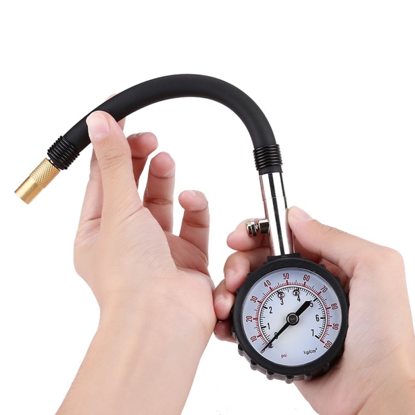 1 st Däcktrycksmätare, Däcktrycksmätare Tester