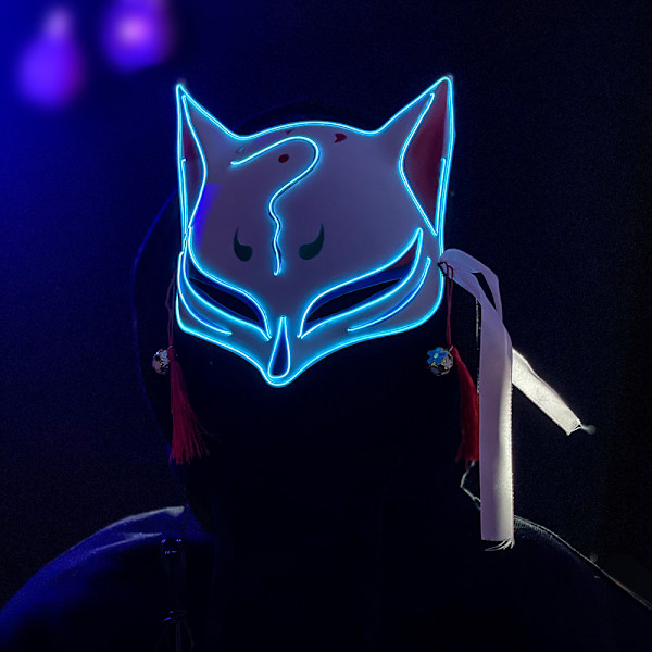 En kald blå isaktig lysåndsrev halvmaske el rev dans