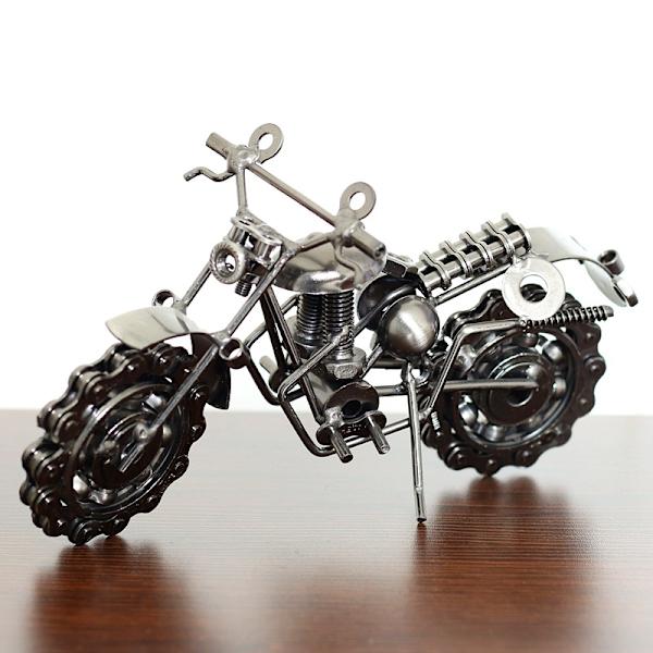 1 stycke vintage järn motorcykelmodell prydnad handgjord metall