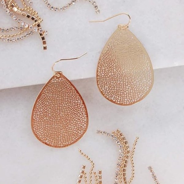 Tåardrop Dangle Örhängen för Kvinnor - Guld, Roséguld eller Silverfärgade De