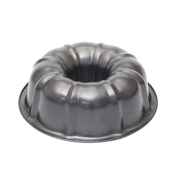 1 rillet ringform til bagning af kagebrød
