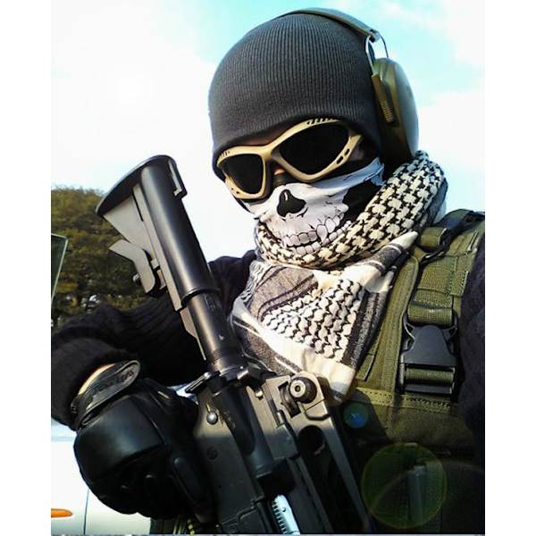 Svart Sömlös Multifunktionell Magisk Halsduk Varm Ridmask