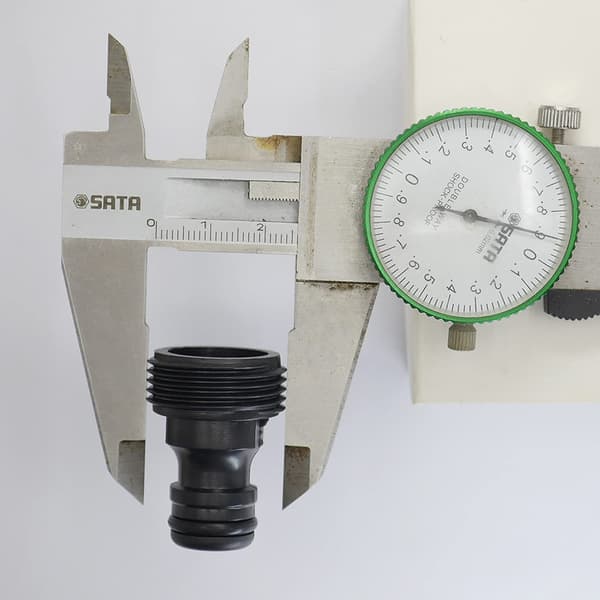 3/4\" Ekstern gevindadapter: Til at forbinde en sprinkler med