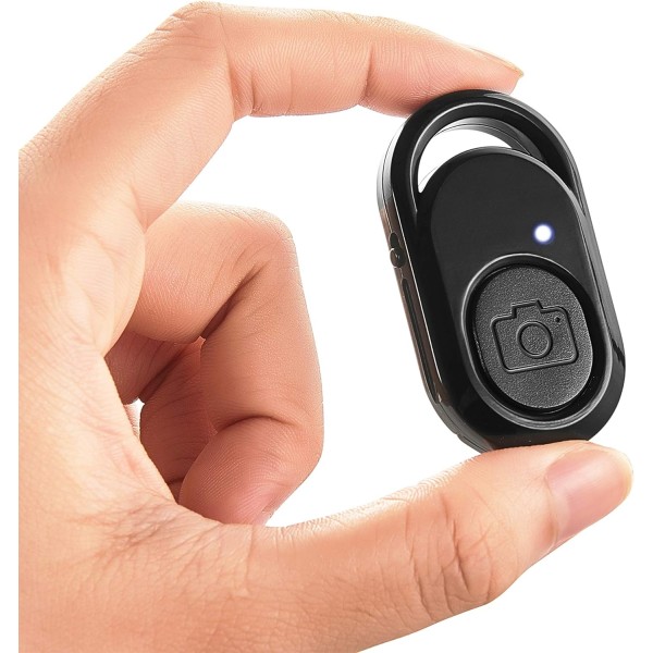 1 svart Bluetooth-fjernkontroll med kameraskutter ved bruk av