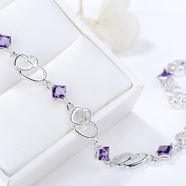 Violetti väriinen naisen rannekoru 925 sterlinghopeaa, Love-koristeella