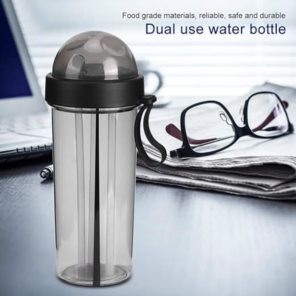 1 sort vandglas med dobbelt sugerør 600 ml, vandflaske med