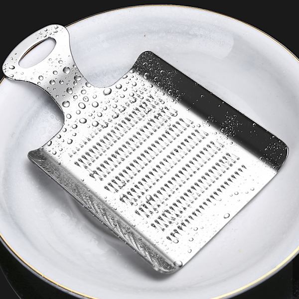 Värillinen Zester-raastin Sitrukselle, Parmesanille, Inkiväärille, Suklaalle ja