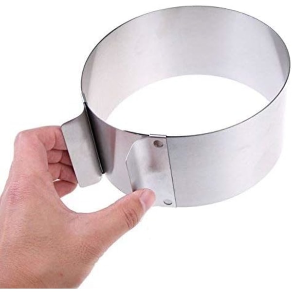 Adjustable cake ring made of stainless steel with graduated