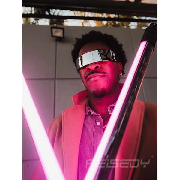 Futuristiset Cyclops Cybervisor -aurinkolasit